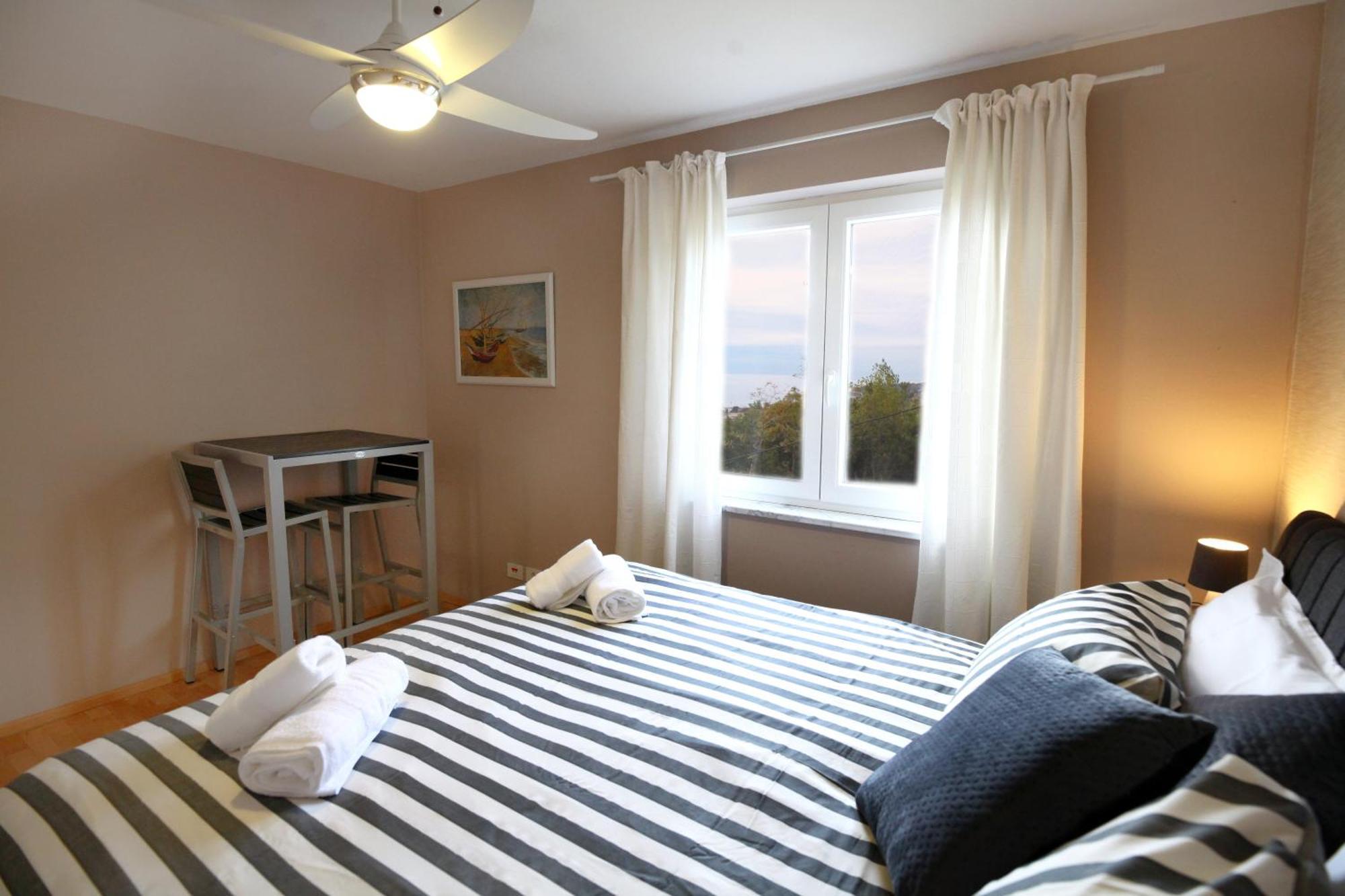 Sea View Olive Retreat Appartement Portorož Buitenkant foto